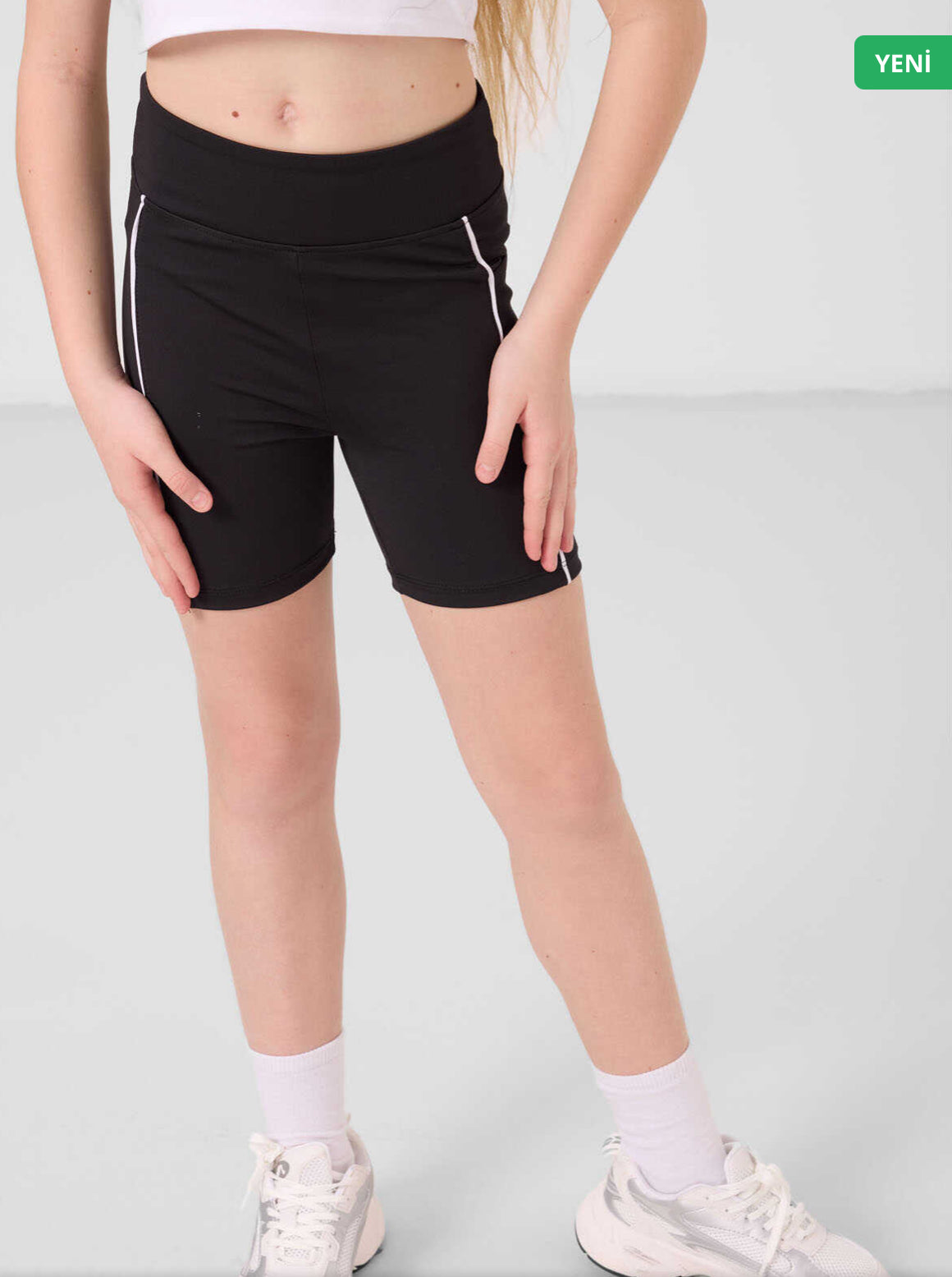 Kız Çocuk Cepli Kısa Spor Tayt Siyah