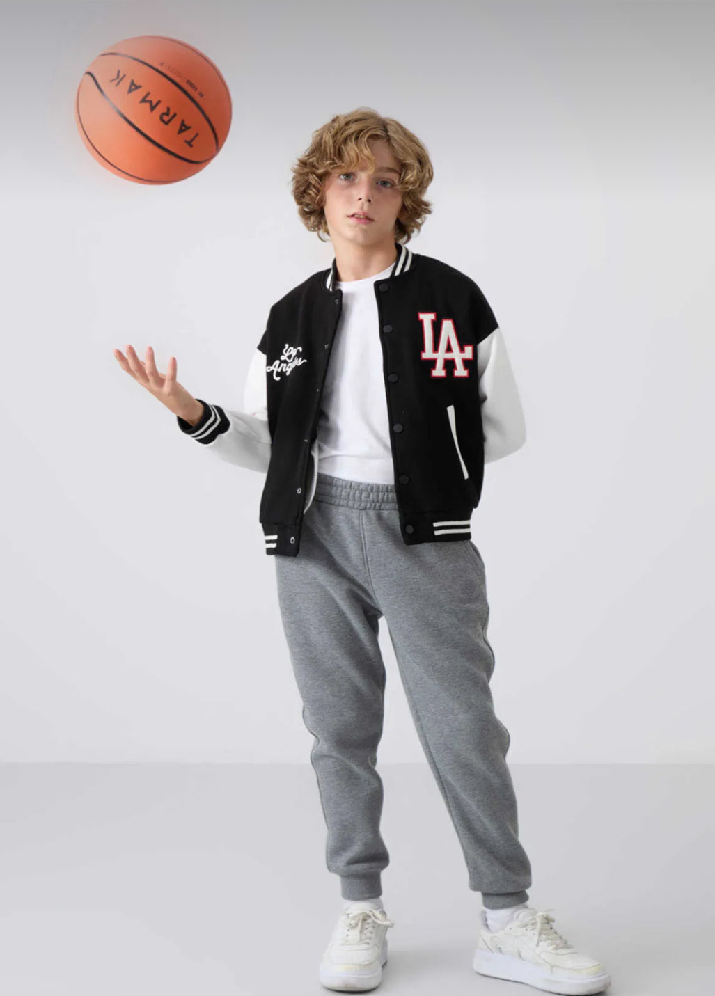 Erkek Çocuk Kolej Ceketi