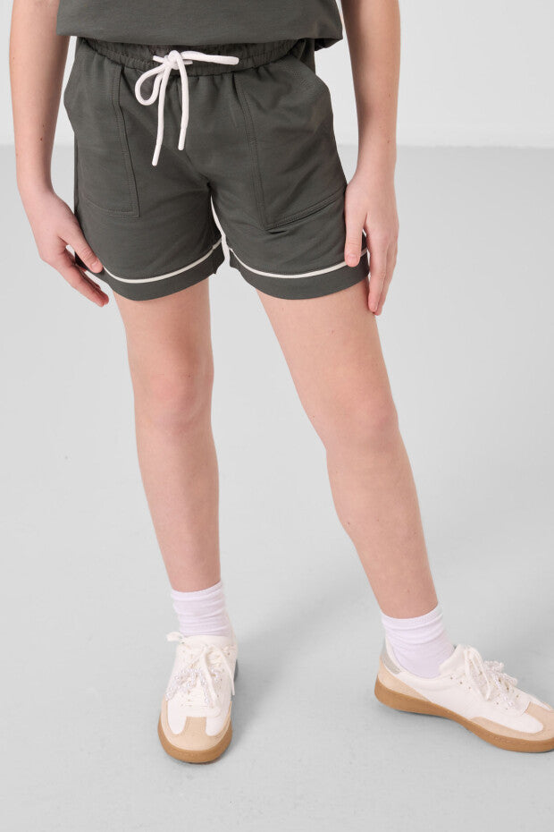 Kız Çocuk Haki Şortlu Takım