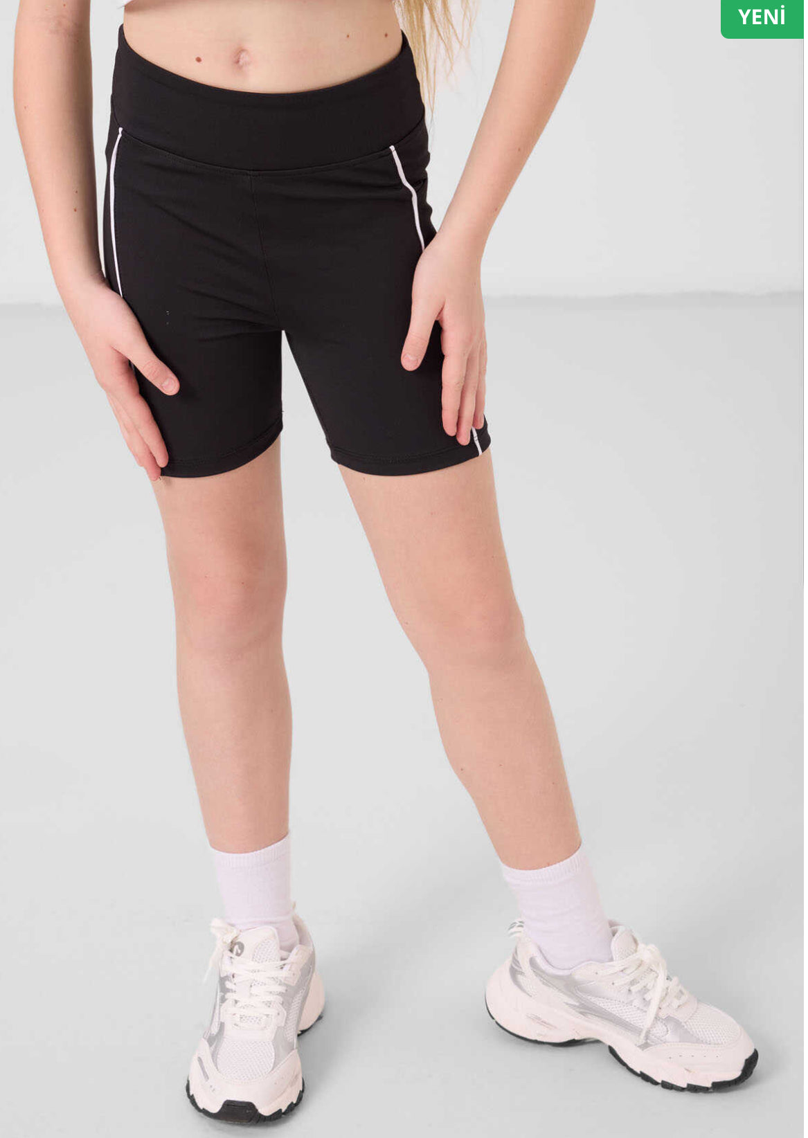 Kız Çocuk Cepli Kısa Spor Tayt Siyah