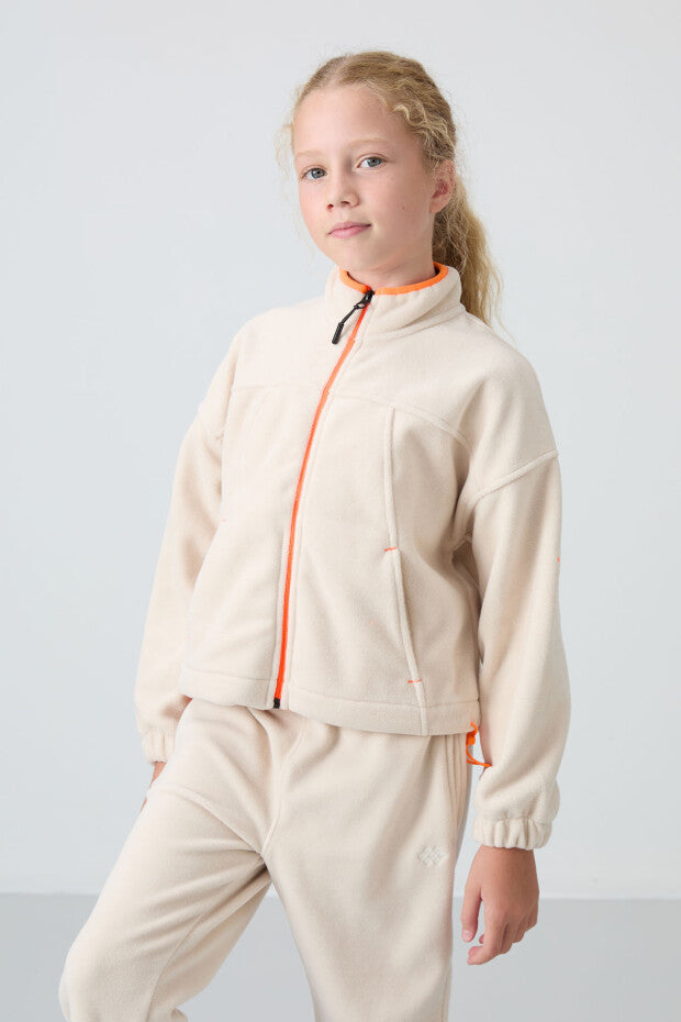 Ekru Renk Dik Yaka Kız Çocuk Sweatshirt