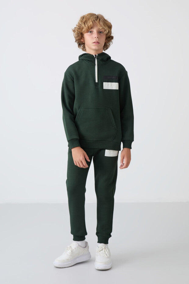 Yeşil Kapüşonlu Erkek Çocuk Eşofman Takımı