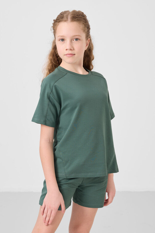 Kız Çocuk Yeşil Şortlu Takım – Yazlık Pamuklu İkili Takım (7-15 Yaş)