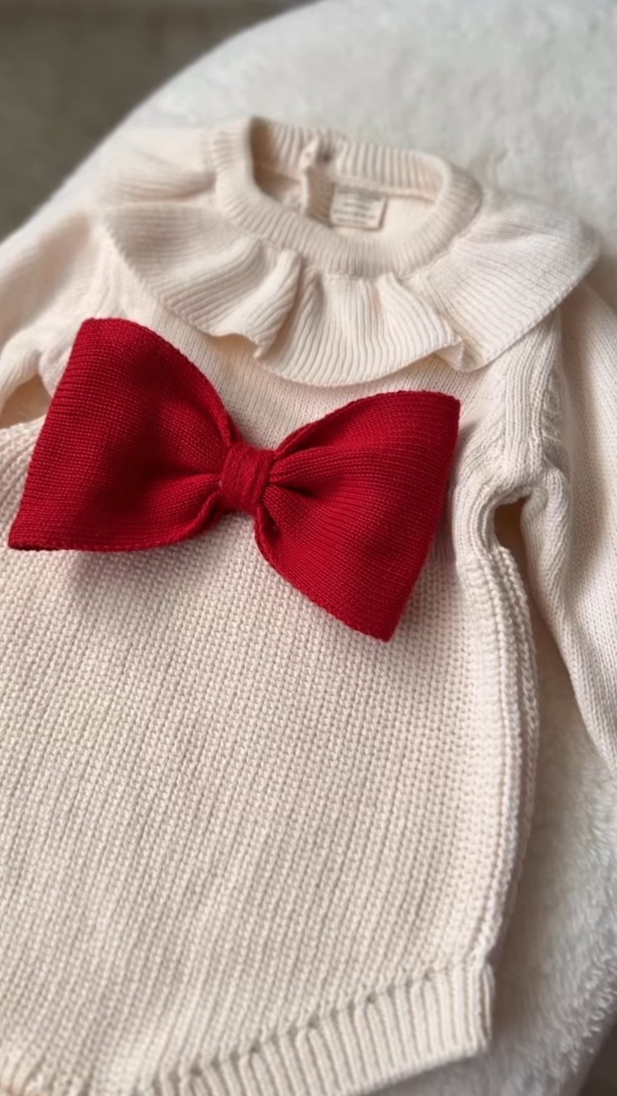 %100 Pamuk Krem Triko Kurdele Detaylı Bebek Romper & Çorap Seti | Yılbaşı Kıyafeti