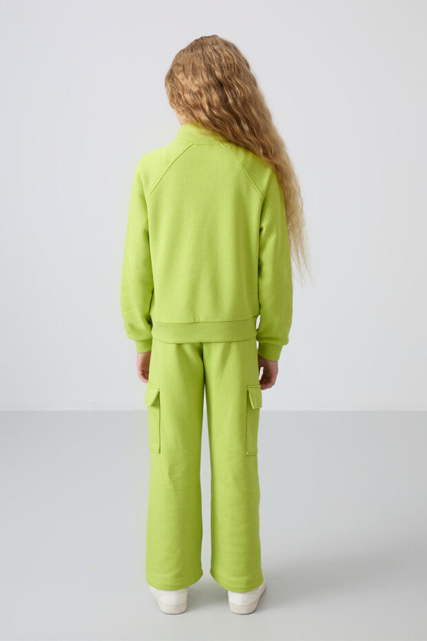 Fıstık Yeşili Geniş Paça Kız Çocuk Eşofman Takımı