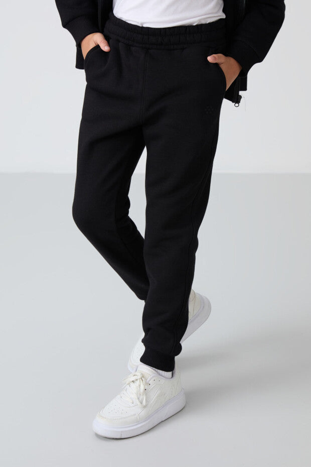 Siyah Dik Yaka Pamuklu Eşofman Takımı