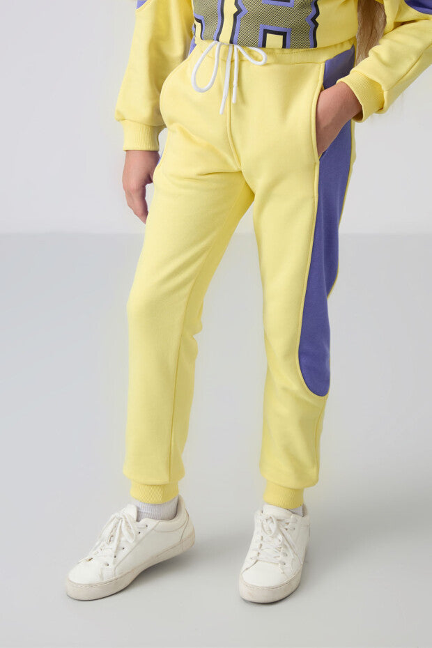 Kız Çocuk Sarı Chicago Baskılı Eşofman Takımı