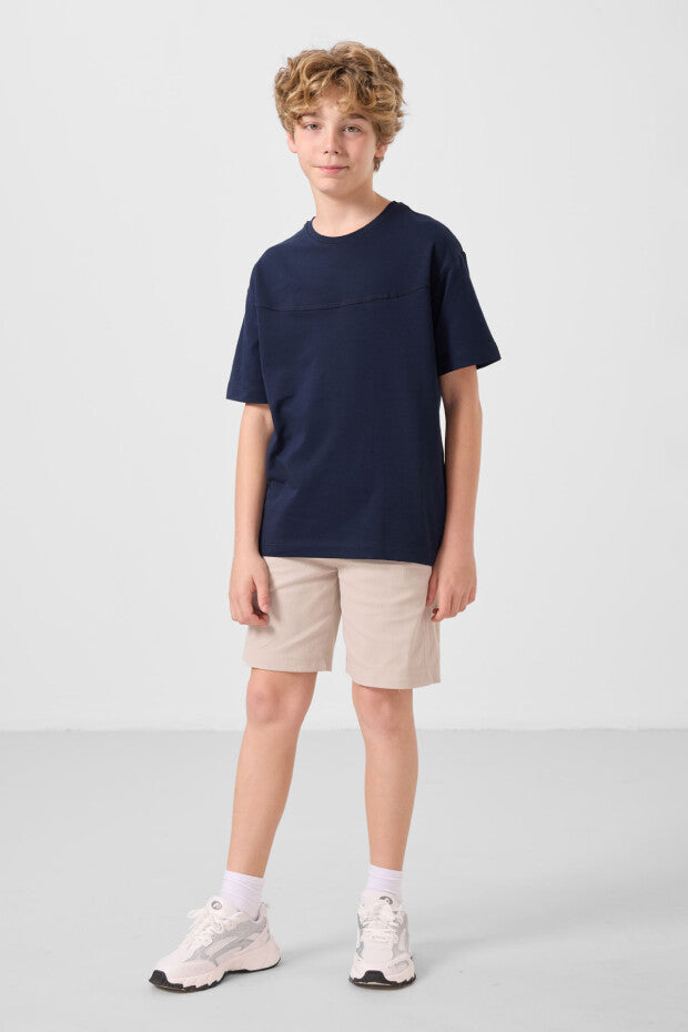 Lacivert Tshirt Bej Şortlu Takım