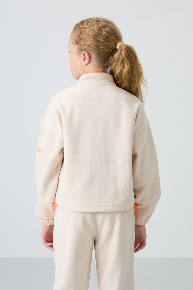 Ekru Renk Dik Yaka Kız Çocuk Sweatshirt
