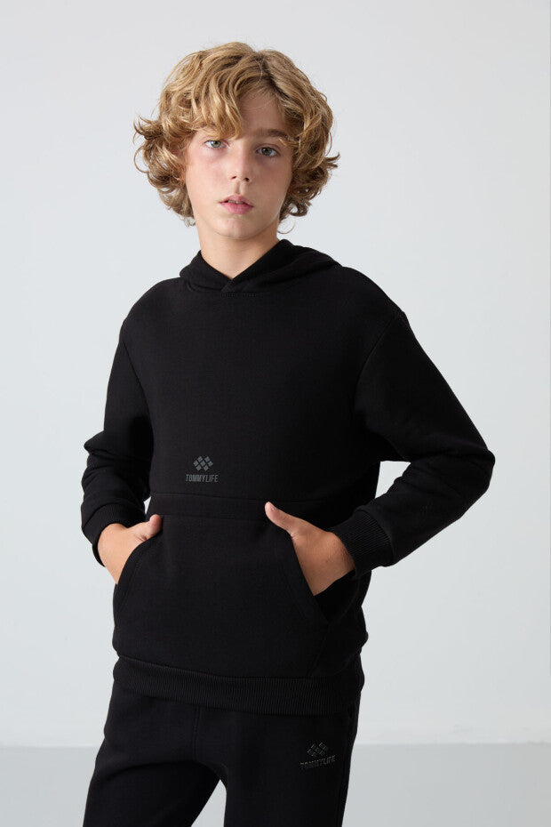 Siyah Kapüşonlu Erkek Çocuk Eşofman Takımı