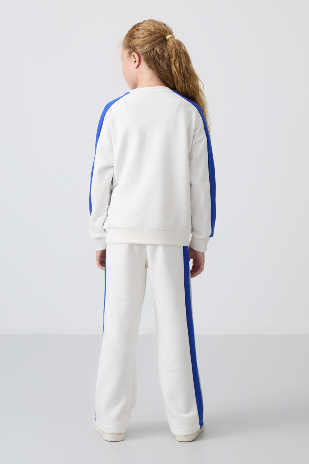 Kız Çocuk Ekru Renk Pamuklu Mavi Şeritli Eşofman Takımı