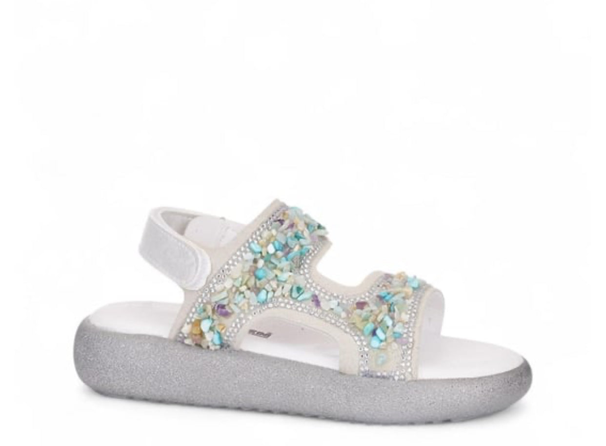 Beyaz Kalın Tabanlı Taşlı Kız Çocuk Sandalet