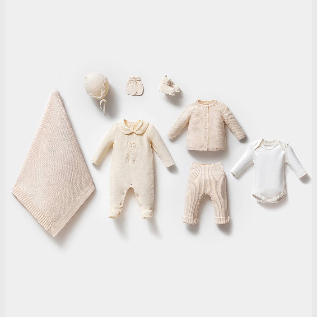 Yenidoğan 8 Parça Hastane Çıkış Seti | Krem Triko Bebek Kıyafetleri, Battaniyeli Set 8279