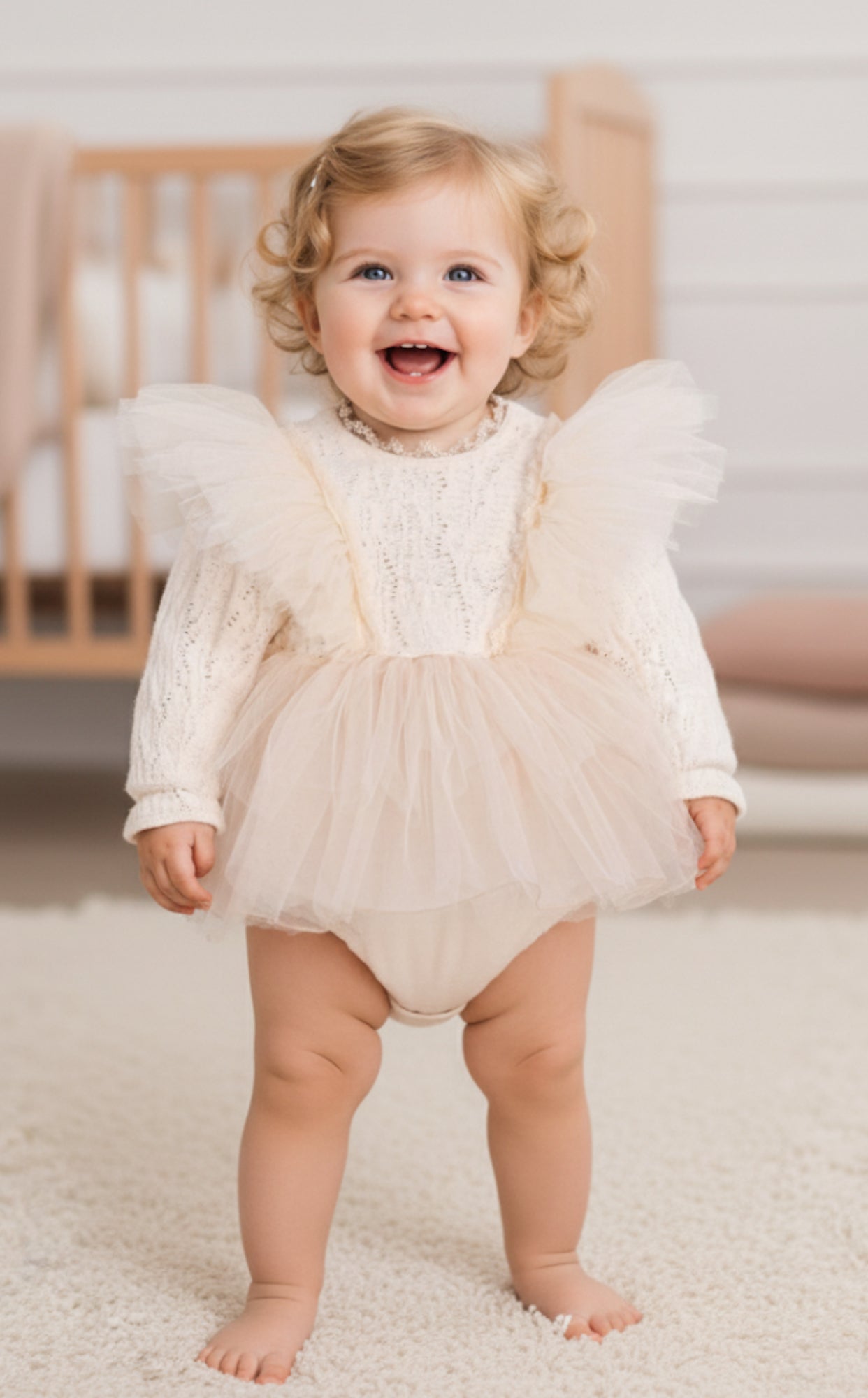 Krem Rengi Triko Tül Detaylı Fiyonk Aksesuarlı Kız Bebek Elbise | Özel Gün ve Doğum Günü Kıyafeti