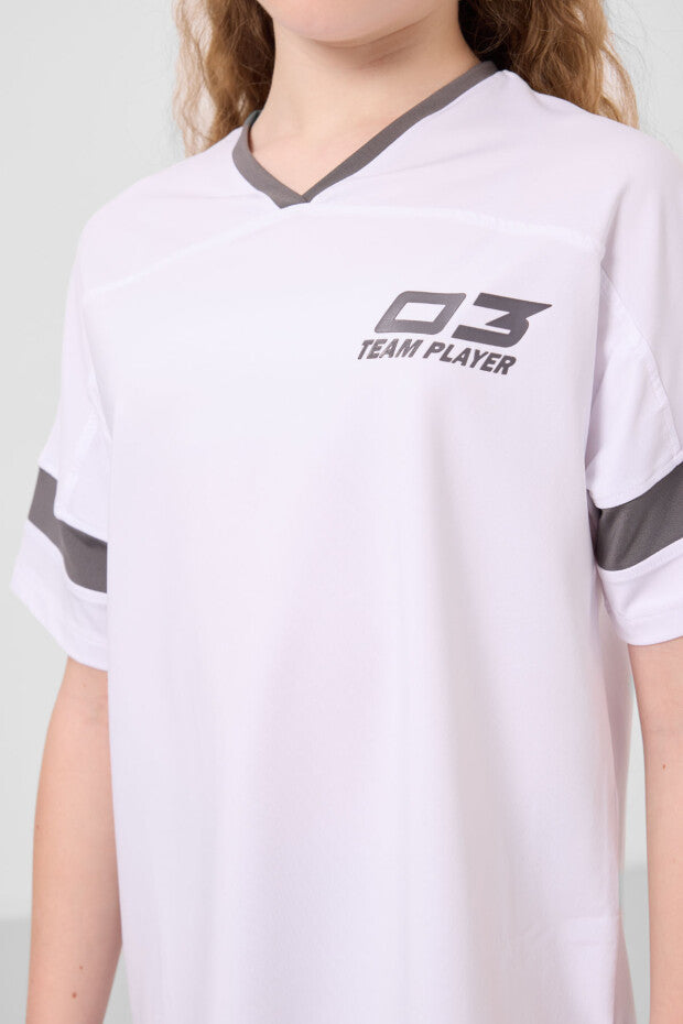 Beyaz Tshirt Gri Kısa Tayt Takım