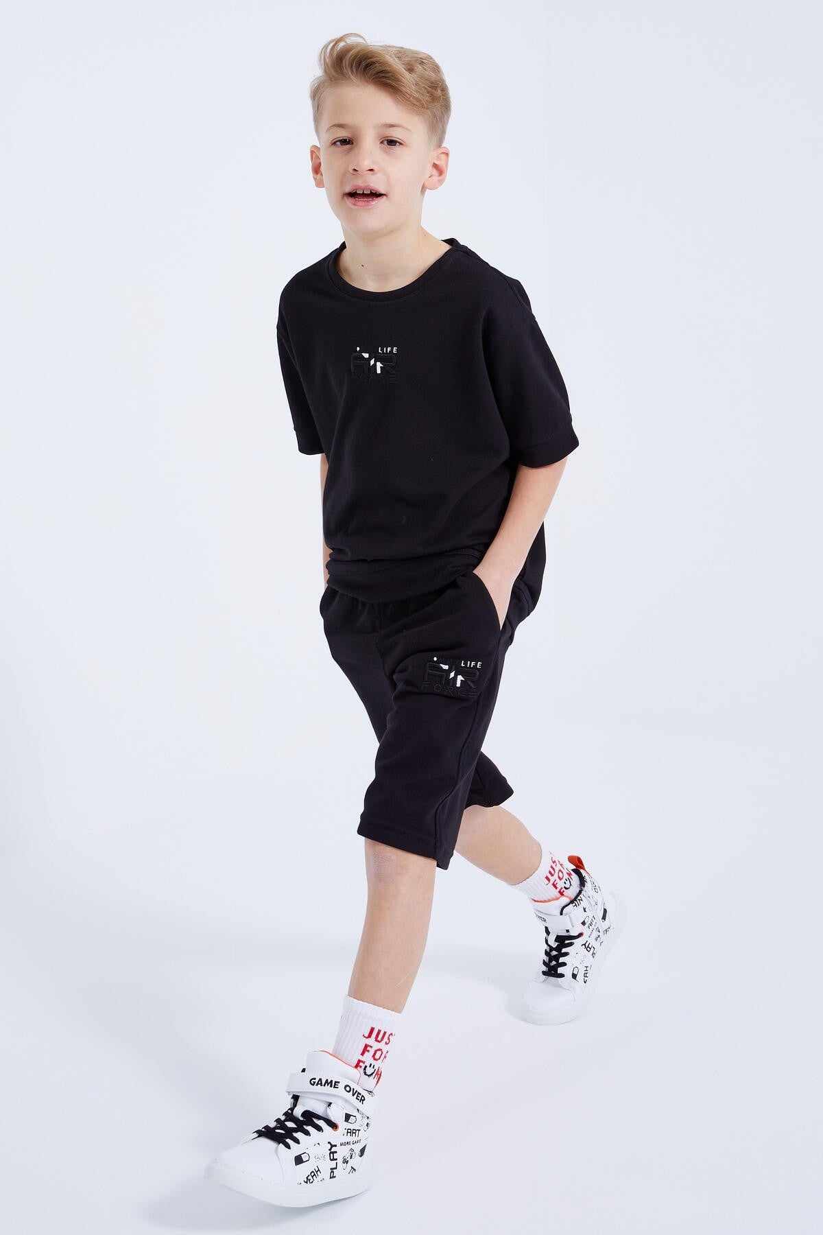 Siyah Erkek Çocuk Şortlu Takım