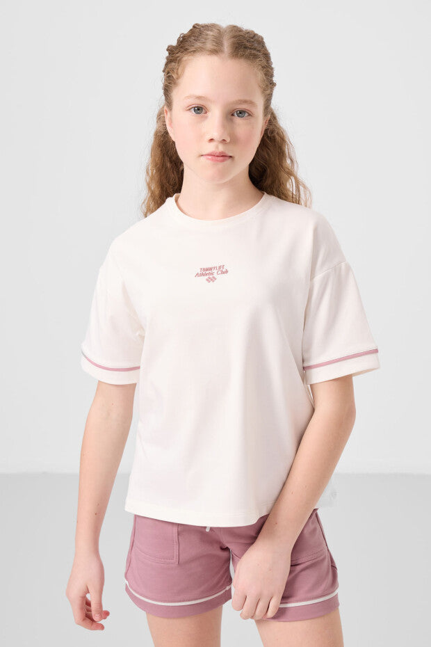 Kız Çocuk Ekru Tshirt Gül Kurusu Şortlu Kombin – Yazlık İkili Takım %100 Pamuk (7-15 Yaş)