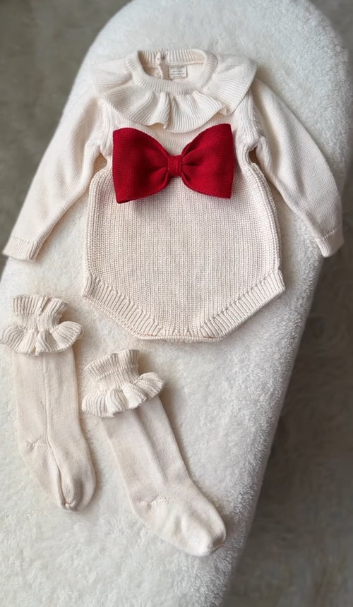 %100 Pamuk Krem Triko Kurdele Detaylı Bebek Romper & Çorap Seti | Yılbaşı Kıyafeti