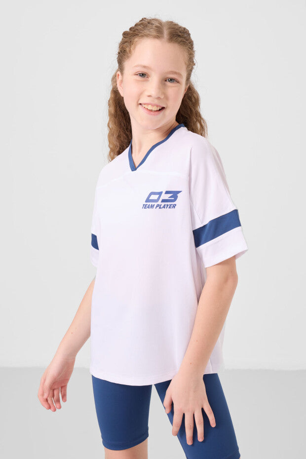 Beyaz Tshirt Lacivert Kısa Tayt Takım