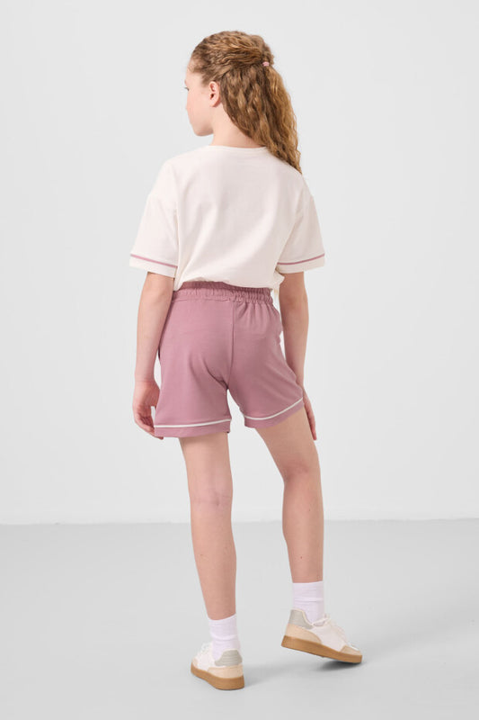 Kız Çocuk Ekru Tshirt Gül Kurusu Şortlu Kombin – Yazlık İkili Takım %100 Pamuk (7-15 Yaş)