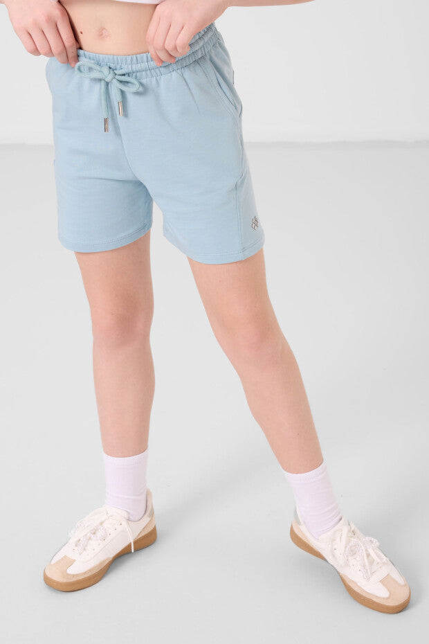 Kız Çocuk Bebek Mavisi Şortlu Takım – Yazlık %100 Pamuk İkili Takım (7-15 Yaş)