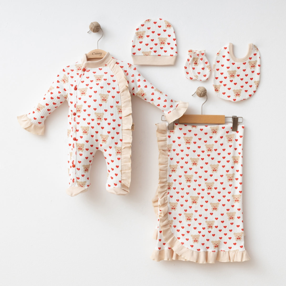 Kız Bebek 0-3 Ay Kişiselleştirilebilir Kalpli Ayıcık 5’li Set – Battaniyeli Hastane Çıkışı 25223CY
