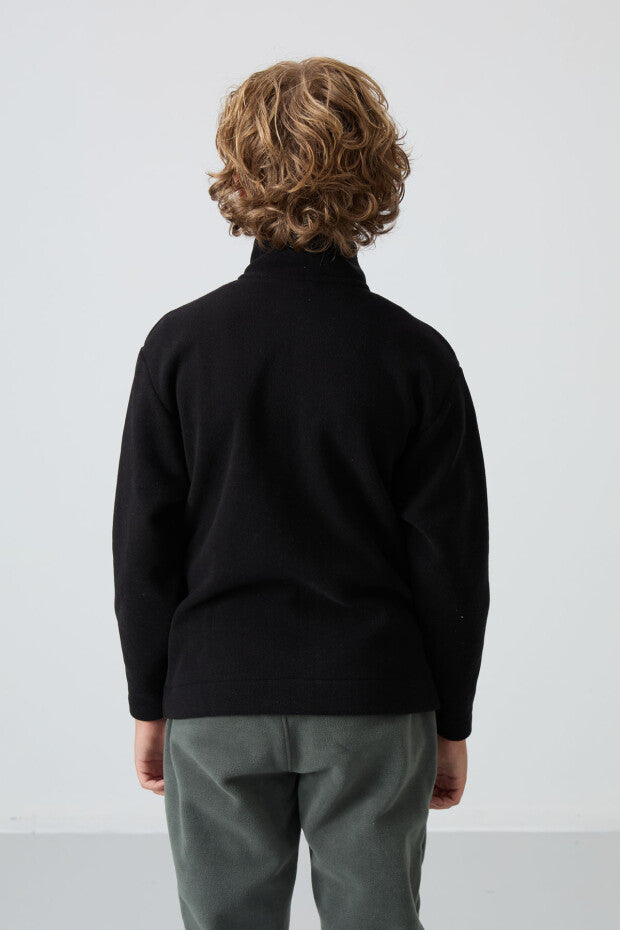Erkek Çocuk Siyah Dik Yaka Fermuarlı Sweatshirt