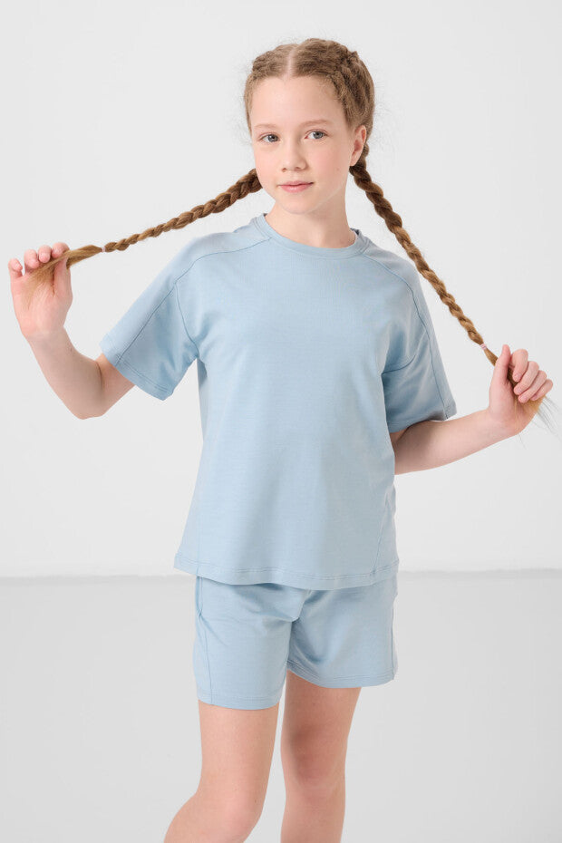 Kız Çocuk Bebek Mavisi Şortlu Takım – Yazlık %100 Pamuk İkili Takım (7-15 Yaş)