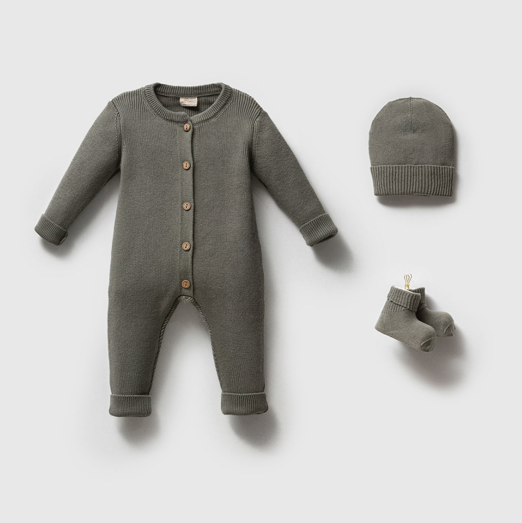 Unisex Yenidoğan 3’lü Hastane Çıkışı Seti | Organik Pamuk GOTS Sertifikalı | Bebek Tulum Şapka Çorap-8319