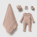 Kişiselleştirilebilir 5 Parça Triko Yenidoğan Kız Bebek Hastane Çıkış Seti – Pembe | Battaniyeli, İsme Özel Set 8385N