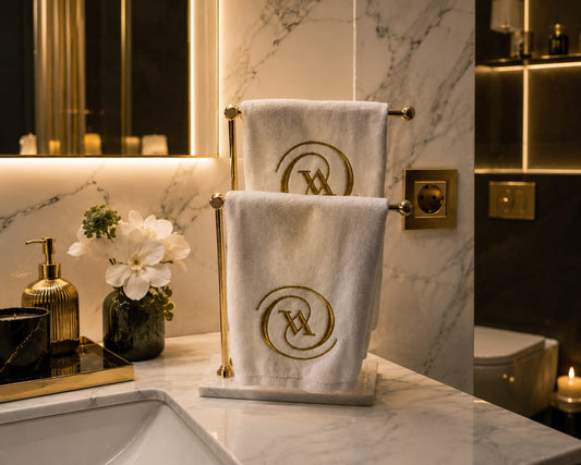 Gold V Logolu Havlu | Şık Nakışlı Dekoratif Banyo ve Misafir Havlusu 2 Adet